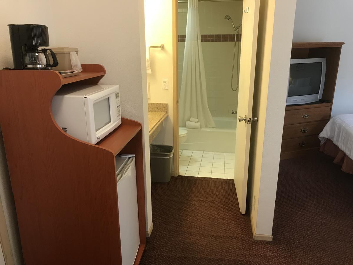 Portofino Beach Inn - Encinitas Extérieur photo