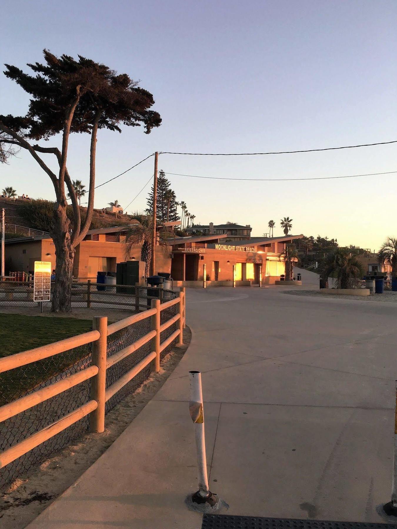 Portofino Beach Inn - Encinitas Extérieur photo
